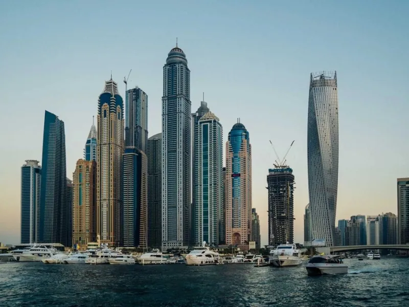 Abu Dhabi: beach and culture