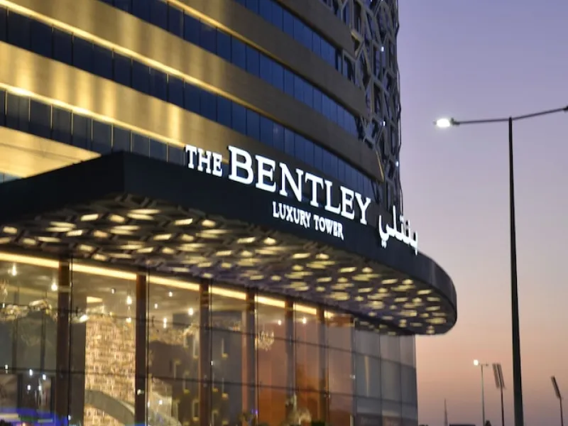 Doha in November: The Bentley Luxury Hotel and Suites 5★